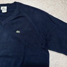 画像4: 「LACOSTE(ラコステ)」90s 8サイズ ネイビー ラグランスリーブ コットン Vネック ニット セーター (4)